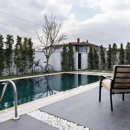 Narev Kirkpinar Villa *