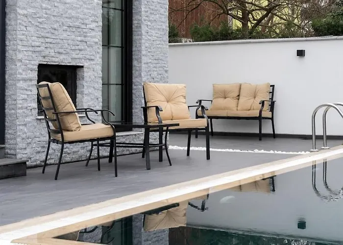 فيلة Narev Kirkpinar