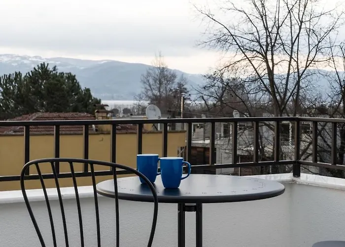 فيلة Narev Kirkpinar *